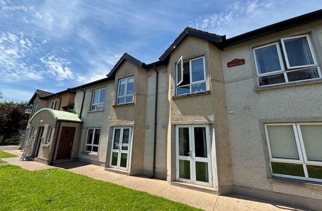 Apartment 190, Cratloe Wood Village, Caherdavin, Co. Limerick - Click to view photos