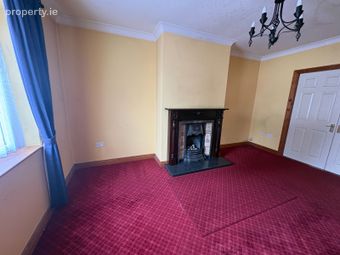 5 Abbey Court, Frenchpark, Frenchpark, Co. Roscommon - Image 4