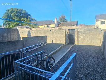 Flat 3, 49 North Circular Road, North Circular Road, Dublin 7 - Image 4