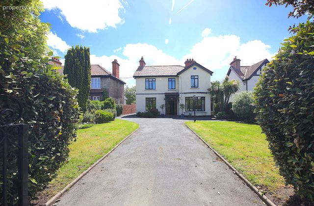 Derry Ronane, 71 Howth Road, Clontarf, Dublin 3 - Click to view photos