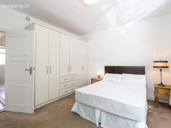 Apartment, Brookfield, Ballsbridge, Dublin 4 - Image 3