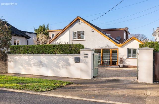 Bandon, Newtownpark Avenue, Blackrock, Co. Dublin - Click to view photos
