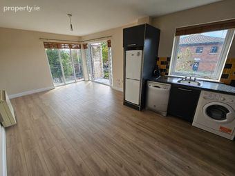 24 Melville Park, Dublin 11, Finglas, Dublin 11 - Image 2