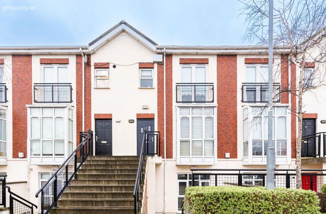 17 Lanesborough Crescent, Finglas, Dublin 11 - Click to view photos