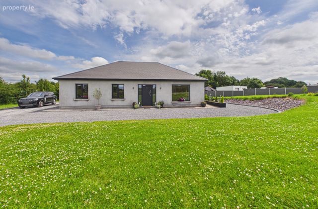 Ballymurray, Mount Temple, Athlone, Co. Westmeath, Williamstown, Co. Westmeath - Click to view photos