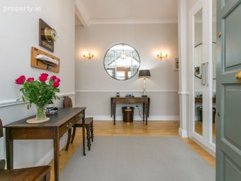 18 Dornden Park, Booterstown, Co Dublin, Booterstown, Co. Dublin - Image 3