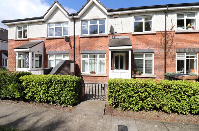 Priory Square, Saint Raphael's Manor, Celbridge, Celbridge, Co. Kildare - Click to view photos