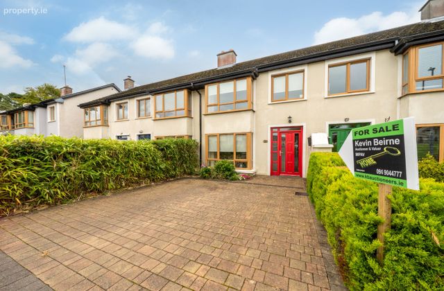 22 Carrabeag, Newport Road, Castlebar, Co. Mayo - Click to view photos