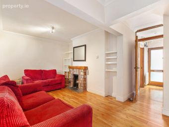 42 Pearse Park, Sallynoggin, Co. Dublin - Image 4