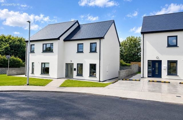 15 Love Lane, Clonmel, Co. Tipperary, Clonmel, Co. Tipperary - Click to view photos