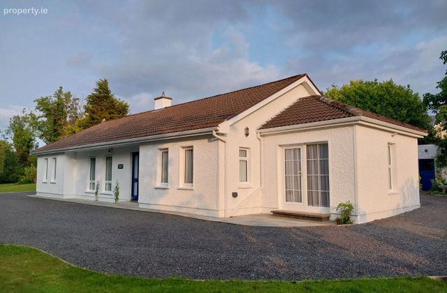 Drumharriff, Pettigo, Pettigo, Co. Donegal - Click to view photos