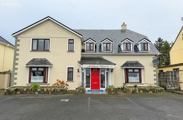 Ashford Manor, Claremorris Road, Knock, Co. Mayo - Click to view photos