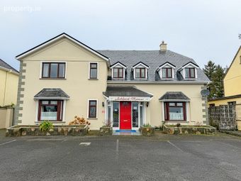 Ashford Manor, Claremorris Road, Knock, Co. Mayo