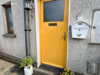 8 Copper Beech, Main Street, Duleek, Co. Meath - Image 2