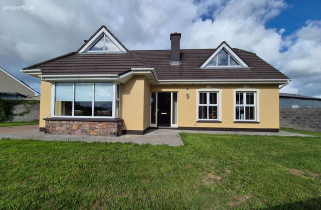 Fortfield, Killerisk, Tralee, Co. Kerry - Click to view photos
