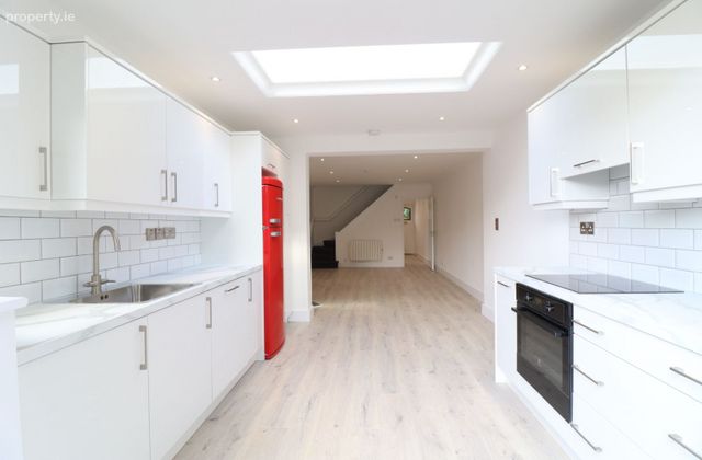 Donnybrook Manor, Donnybrook, Dublin 4 - Click to view photos