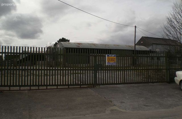 Fethard Salesyard, The Square, Clonmel, Co. Tipperary, Fethard, Co. Tipperary - Click to view photos