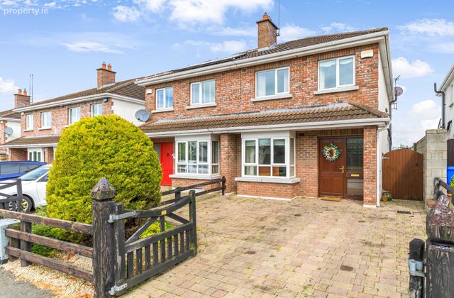 15 Cul Ronain Park, Trim Road, Ballivor, Co Meath, Ballivor, Co. Meath - Click to view photos