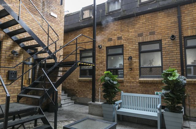 7-8 Mount Street Upper, Dublin 2 - Click to view photos