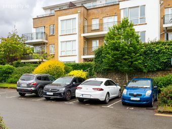 Bracken Hill, Sandyford, Dublin 18 - Image 4