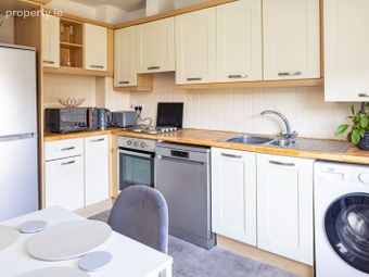 98 Cedar Square, Ridgewood, Swords, Co. Dublin - Image 3