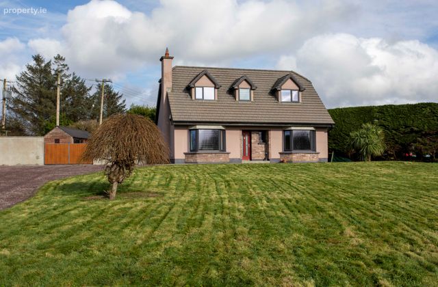 Dunneswell, Ballinorig West, Tralee, Co.kerry, Tralee, Co. Kerry - Click to view photos