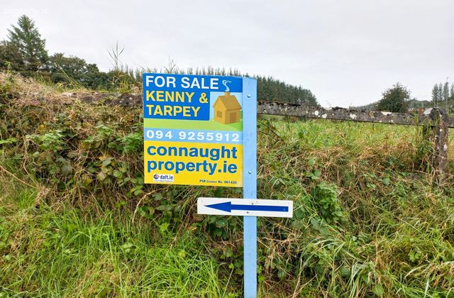 Liscosker, Kilkelly, Co. Mayo - Click to view photos