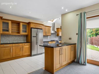 37 Pine Valley Park, Rathfarnham, Dublin 16 - Image 5