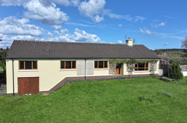Cooranuller, Ballydehob, Co. Cork - Click to view photos