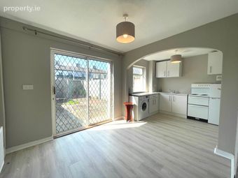 Sheephill Avenue, Blanchardstown, Dublin 15, Blanchardstown, Dublin 15 - Image 2