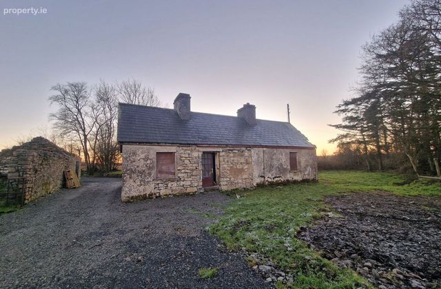 Ogulla, Tulsk, Co. Roscommon - Click to view photos