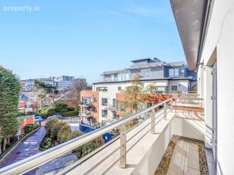 45 Lansdowne Wood, Ballsbridge, Dublin 4 - Image 5