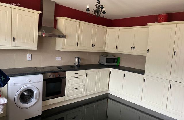 31 The Meadows, Oldgrange Wood, Monasterevin, Co. Kildare - Click to view photos