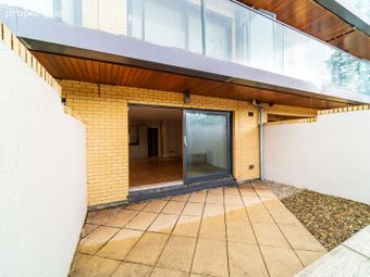 Apartment 33, Merrion Hall, Mount Merrion Avenue, Blackrock, Co. Dublin - Image 5