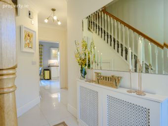 13 Holly Vale, Forest Hill, Carrigaline, Co. Cork - Image 4