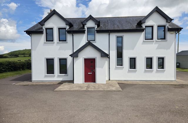 Glinny, Riverstick, Riverstick, Co. Cork - Click to view photos