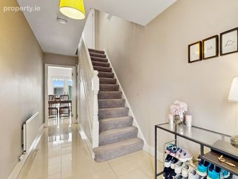 16 Marlfield Court, Kiltipper, Dublin 24 - Image 3