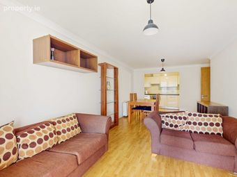 Apartment 12, Block C, Mellowes Quay, Dublin 8 - Image 4