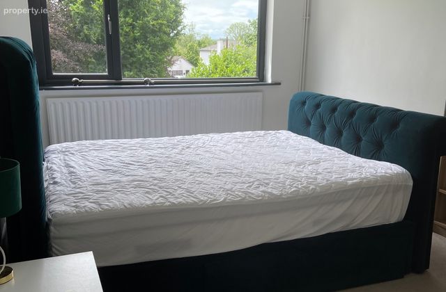 Meelick, Co. Clare, Moneen, Co. Clare - Click to view photos
