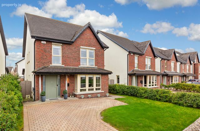 16 Hollywoodrath Road, Hollystown, Dublin 15, Hollystown, Dublin 15 - Click to view photos