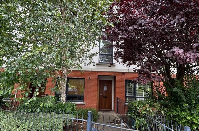 30 Churchwell Drive, Belmayne, Clongriffin, Dublin 13 - Click to view photos