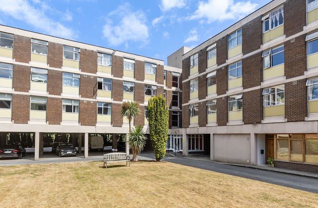 Apartment 74, Cranford Court, Stillorgan Road, Donnybrook, Dublin 4 - Click to view photos