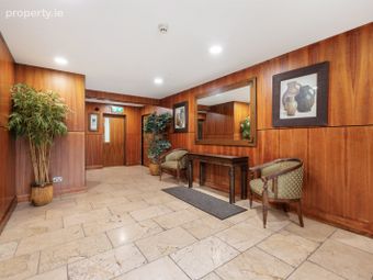 38 Merrion Hall, Mount Merrion Avenue, Blackrock, Co. Dublin, Blackrock, Co. Dublin - Image 2