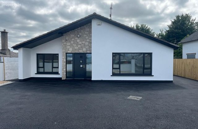 1a Castletown Road, Dundalk, Co. Louth - Click to view photos