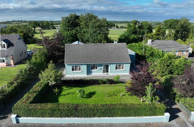 Moyne, Headford, Co. Mayo, Headford, Co. Galway - Click to view photos