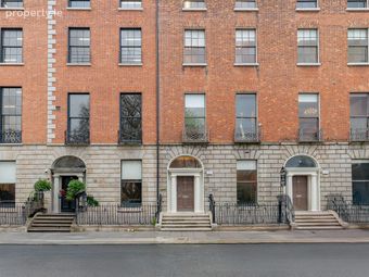 Pavilion House, Dublin 2 - Image 2