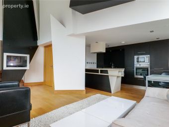 8 Mount Eaton House, Taylors Hill Road, Taylors Hill, Galway City, Taylor's Hill, Co. Galway - Image 4