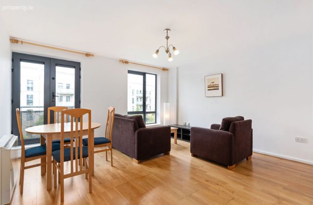 Apartment 20, Compass Court North, Pelletstown Avenue, Royal Canal Park, Dublin 15 - Click to view photos