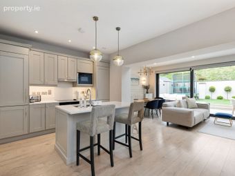 18 The Avenue, Carrickmines Green, Carrickmines, Dublin 18 - Image 5