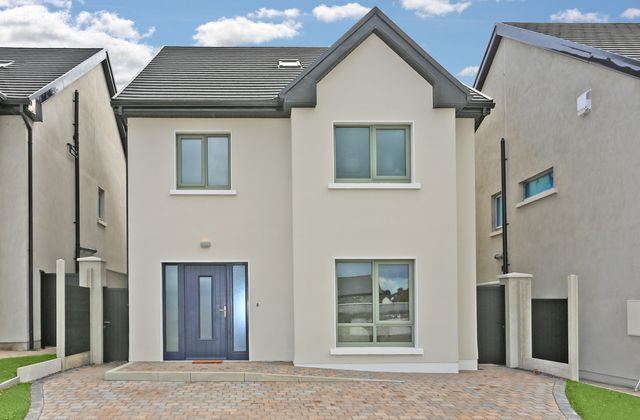 2 Barnakyle Gardens, Patrickswell, Limerick, Patrickswell, Co. Limerick - Click to view photos
